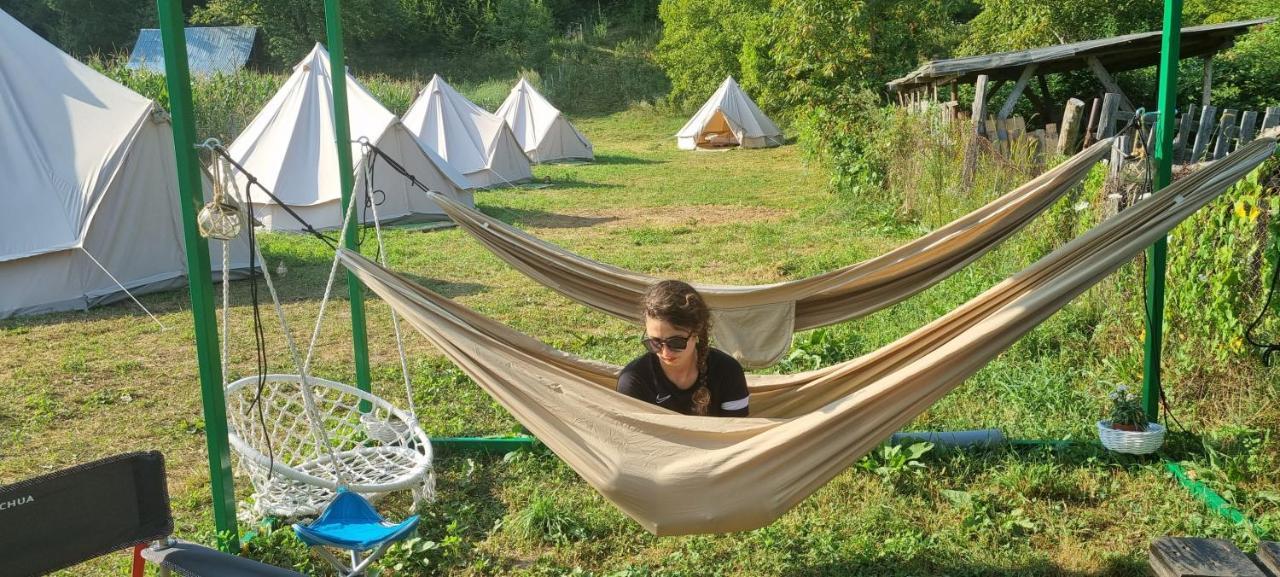 Luna Rock Glamping Brezoi - Blue Scai Hotel Eksteriør billede