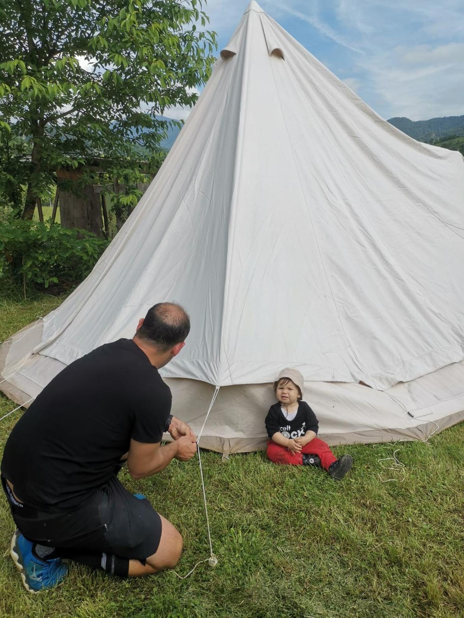 Luna Rock Glamping Brezoi - Blue Scai Eksteriør billede