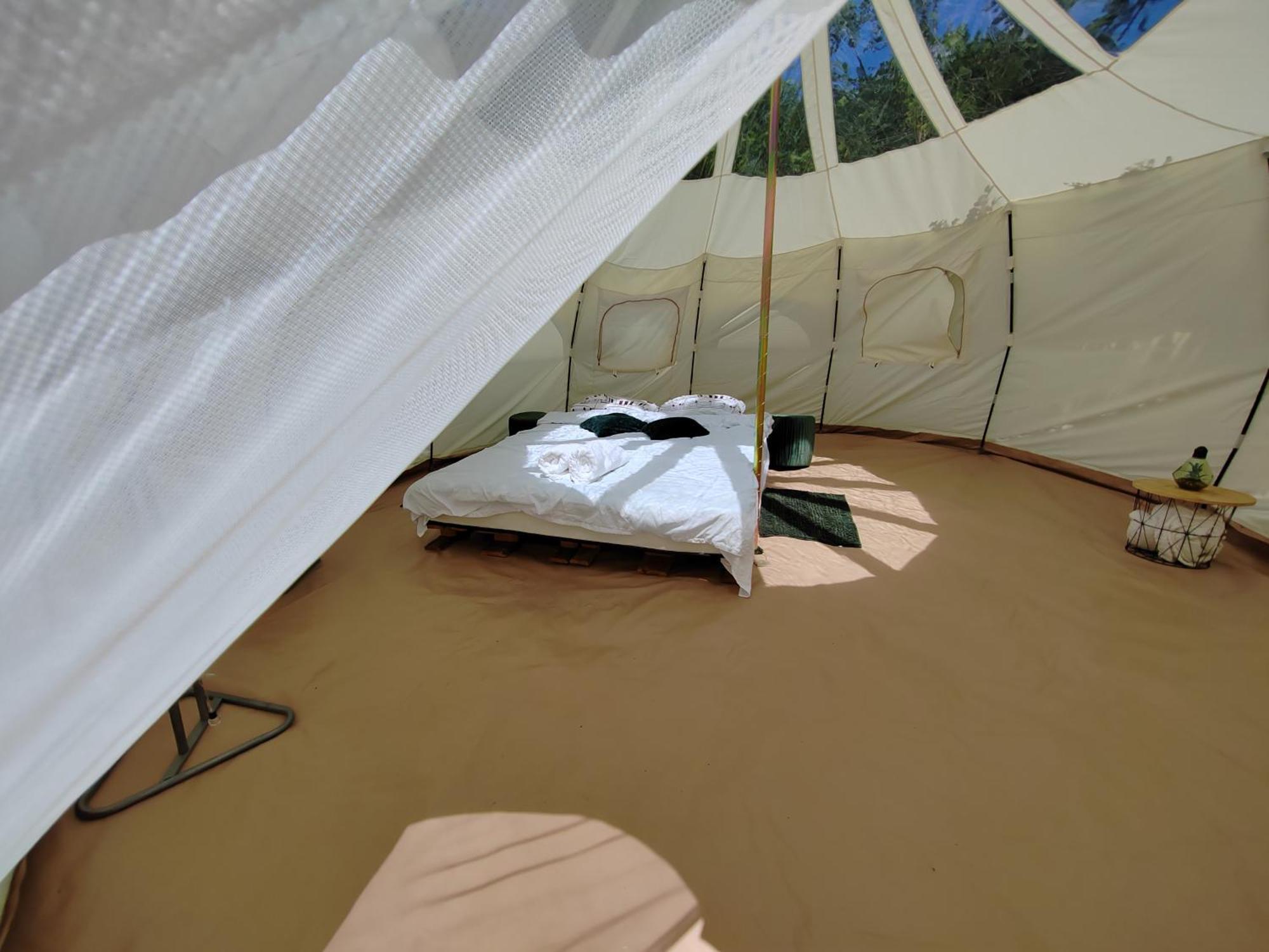 Luna Rock Glamping Brezoi - Blue Scai Eksteriør billede