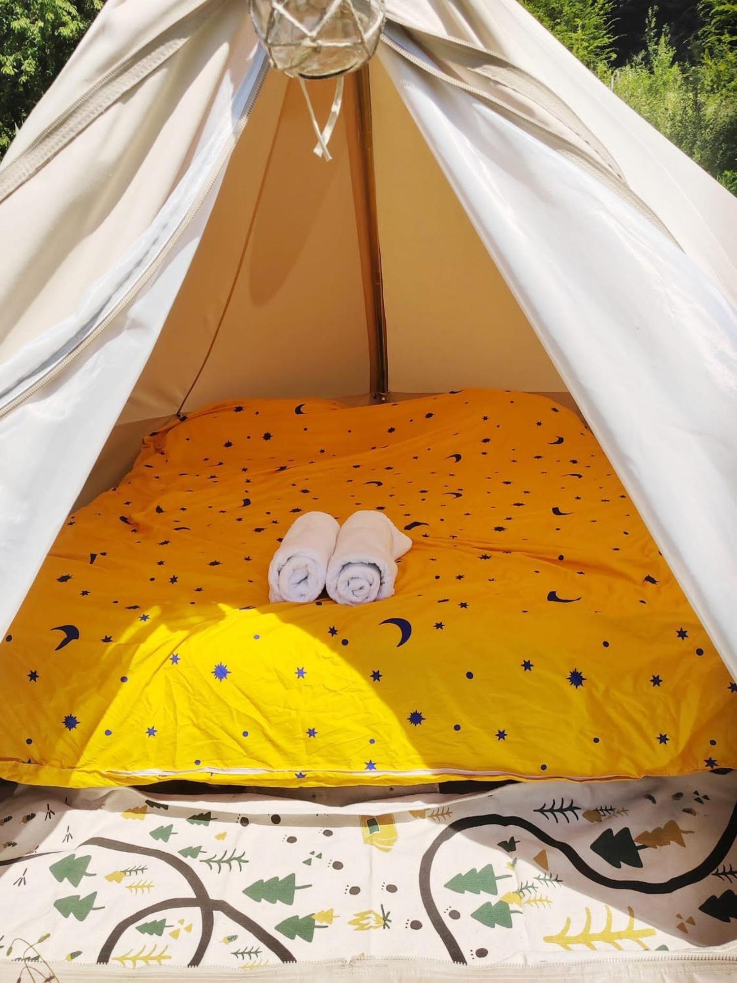 Luna Rock Glamping Brezoi - Blue Scai Eksteriør billede